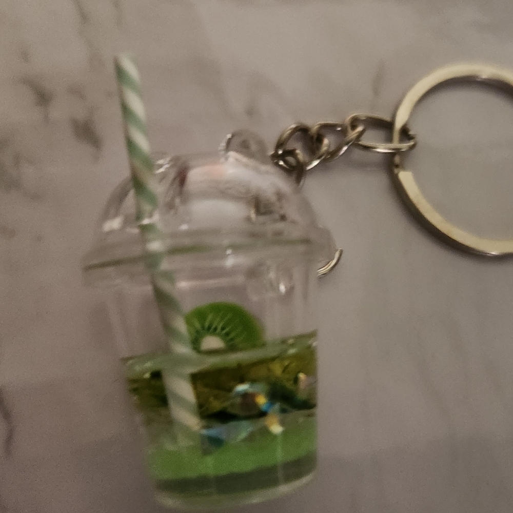 Cute Kiwi Boba Tea Keychain - Picture 2 of 4